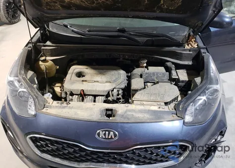 2020 Kia Sportage Lx z USA, uszkodzony, nr VIN KNDPMCAC3L7797742